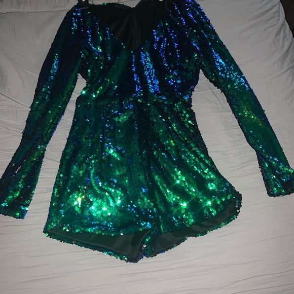 Romper - Picture 1 of 4